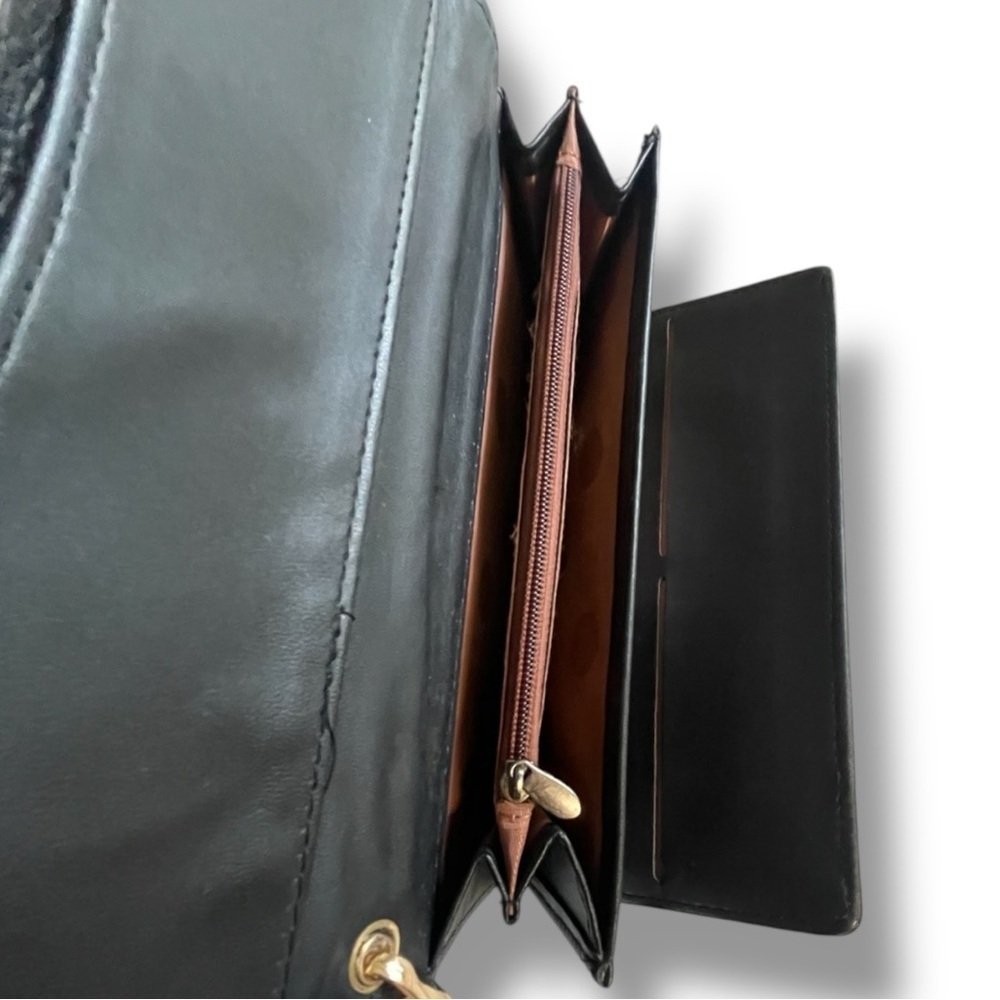 Black Quilted Wristlet Wallet Clutch Gold Turn Lock Faux Leather Large Organizer - Picture 5 of 7
